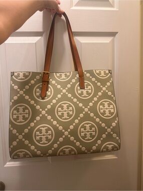 Tory Burch  Printed Tote in Sage and White with Tan Straps